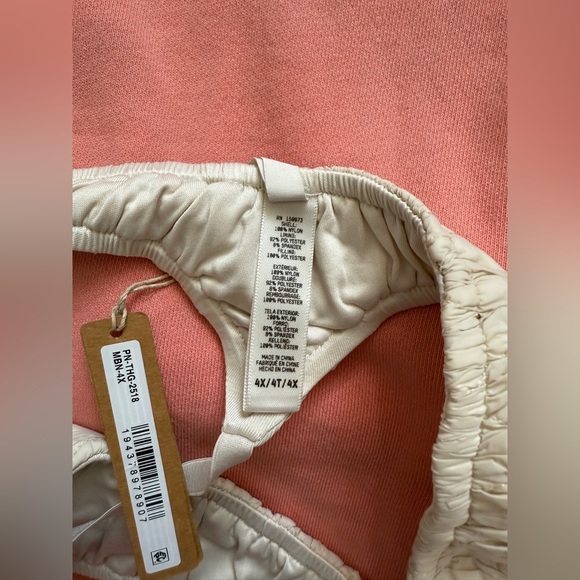 Skims Quilted Thong - Picture 4 of 4